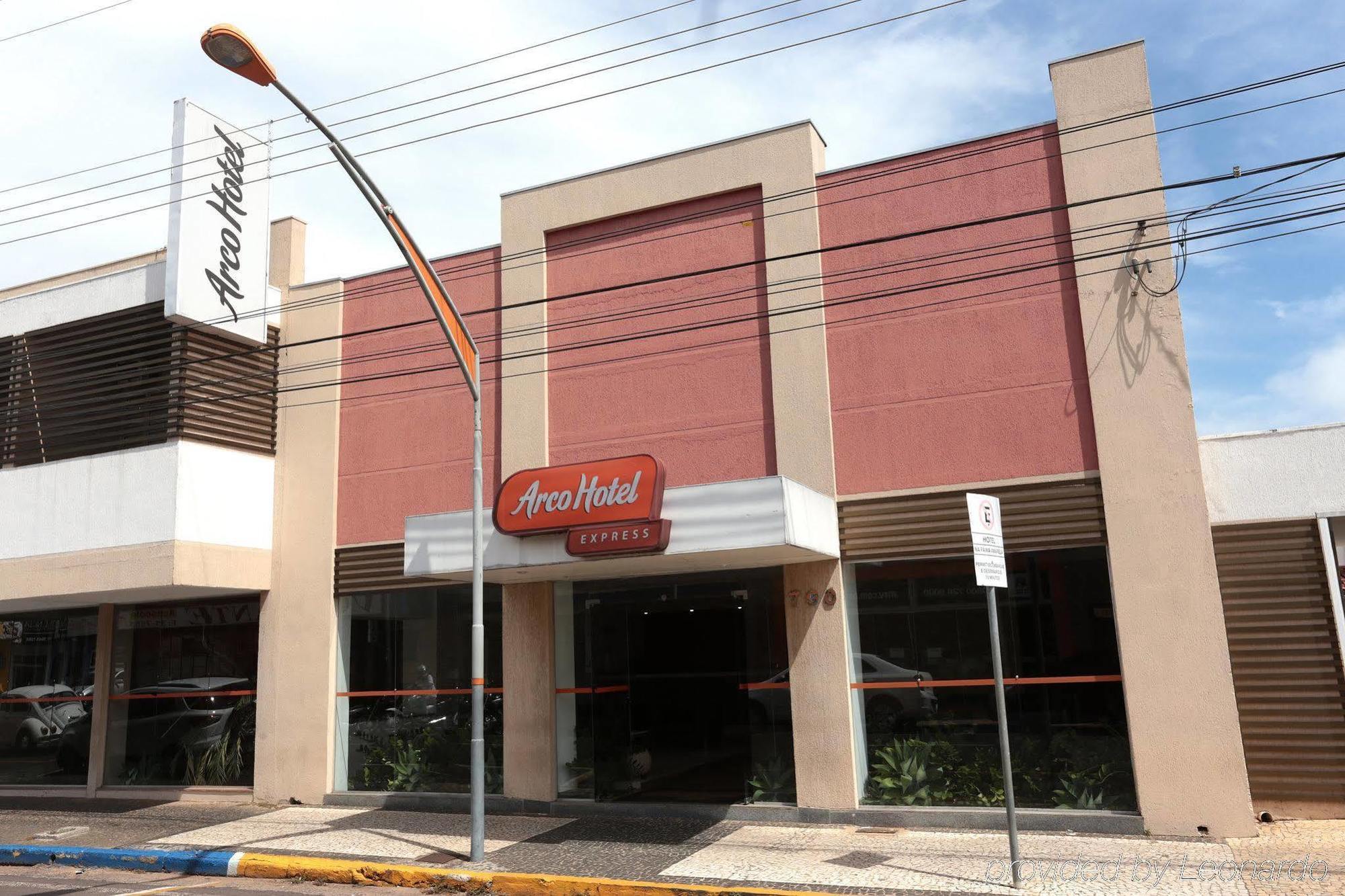 Perola Verde Hotel Birigui Exterior photo